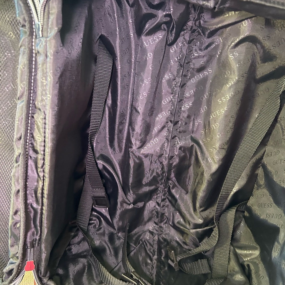 Guess Luggage - Picture 6 of 10